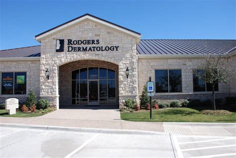 Rodgers dermatology - Mar 7, 2024 · 1514 Jefferson Hwy, New Orleans, LA. 4.5 mi. Suneeta Walia is a Dermatologist in New Orleans, Louisiana. Dr. Walia and is highly rated in 3 conditions, according to our data. Her top areas of expertise are Head and Neck Squamous Cell Carcinoma (HNSCC), Squamous Cell Skin Carcinoma, Basal Cell …